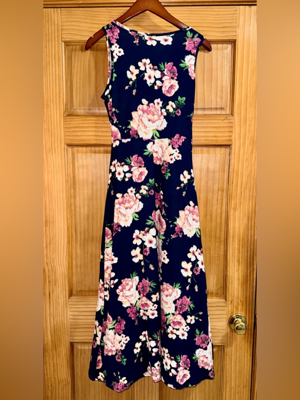 NWT Caution To The Wind Women’s Navy Sleeveless Floral Wrap Maxi Dress-S - Picture 9 of 12